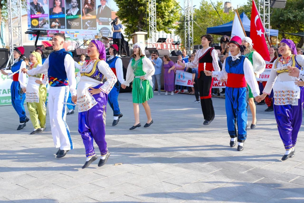 22. Festival Başladı.